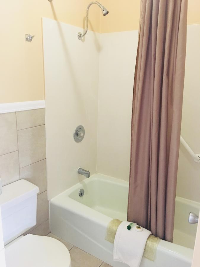 Redwood Arms Motel Паонія Екстер'єр фото